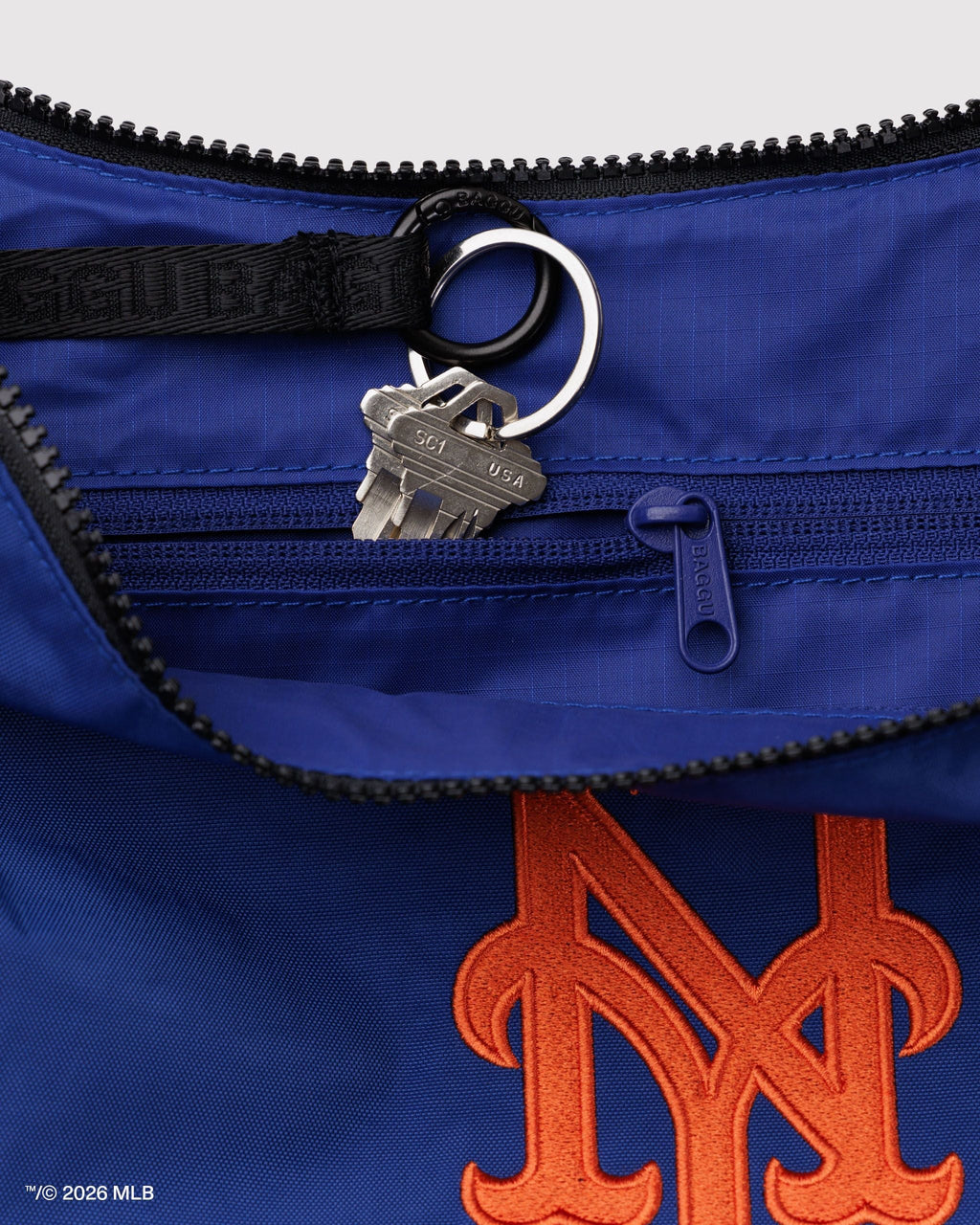 Medium Nylon Crescent Bag - New York Mets™